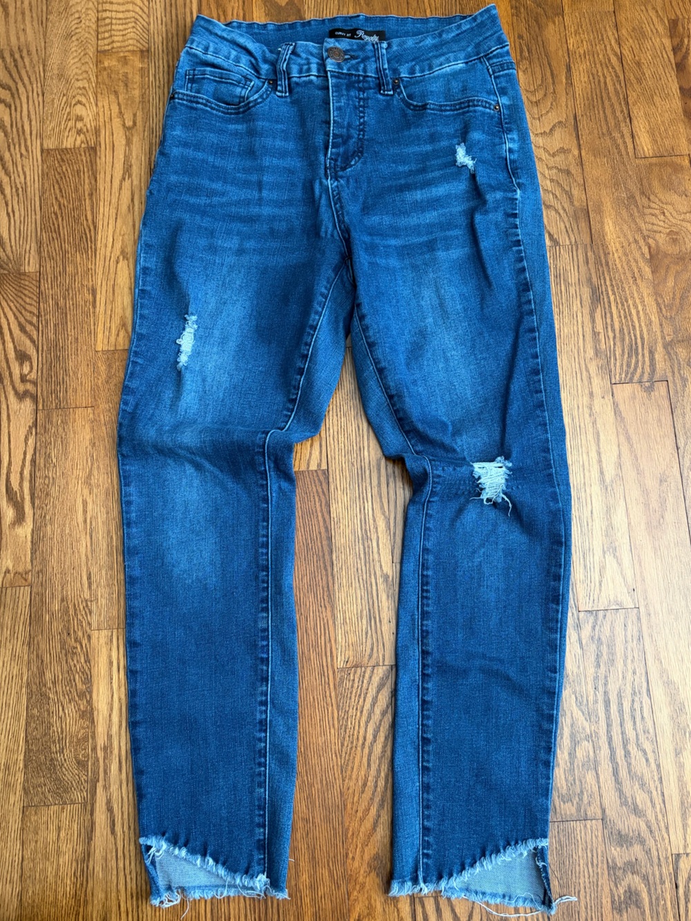 Royalty For Me Curvy Fit Distressed Asymmetrical Frayed Hem Blue Jeans Women's 6